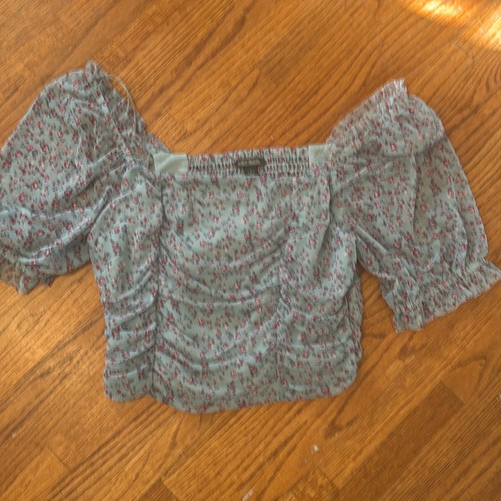 Wild fable top, blue and pink, small